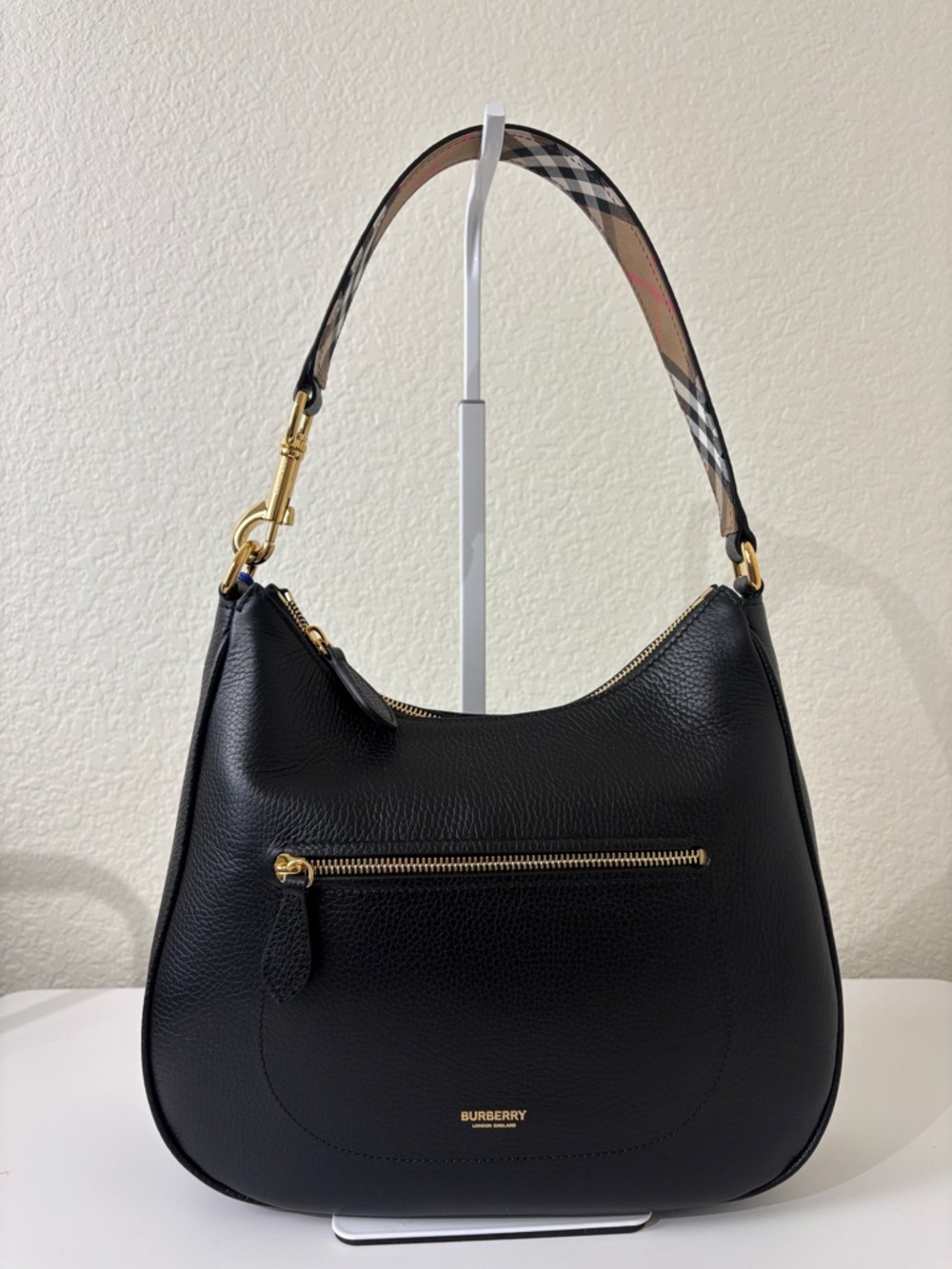 sale ends 7/19 Burberry Black Pebbled Leather Hobo Shoulder Bag Medium - Picture 2 of 12